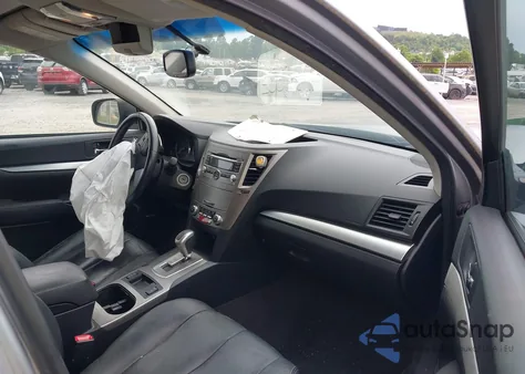 2011 Subaru Outback 2.5I Premium z USA, uszkodzony, nr VIN 4S4BRBFC3B3411031